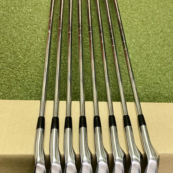 Mizuno MX-23 Forged Irons 3-PW Dynalite Gold S300 Stiff Flex