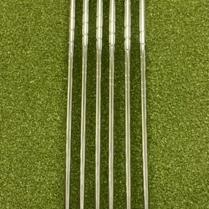 Used RH TaylorMade RSi 1 Irons 4-9 REAX 90g Regular Flex Steel Golf Club Set