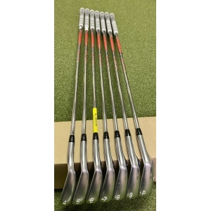 Mizuno JPX 919 Hot Metal Irons 4-PW Modus3 Tour 105g Regular Flex Steel Golf Club Set