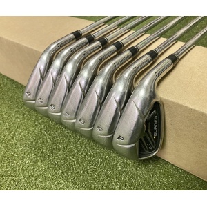 Used RH TaylorMade Burner 2.0 Irons 4-PW 85g Regular Flex Steel Golf Club Set