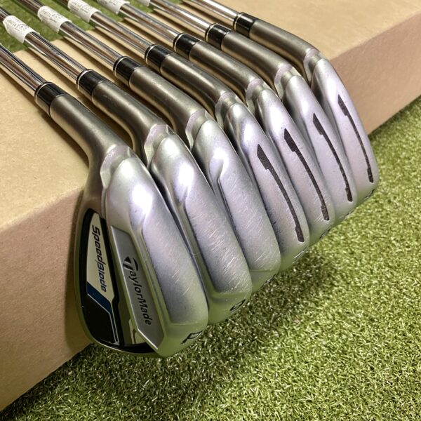 LH Used TaylorMade SpeedBlade Irons 4-PW 85g Regular Flex Steel Golf Club Set