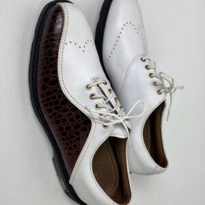 Used FootJoy ICON Mens 9.5 M Leather Golf Shoes Wing Tip White