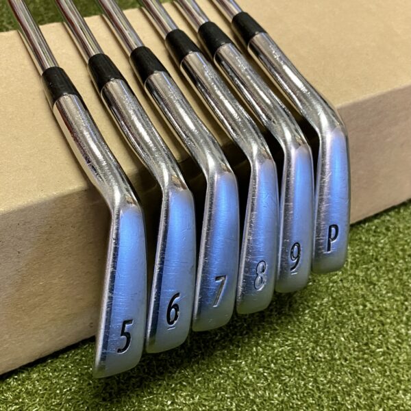 Used Titleist AP2 712 Forged Irons 5-PW Project X 6.0 Stiff Flex