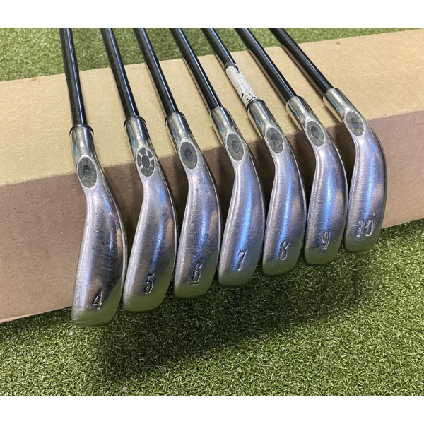 Callaway Big Bertha 2004 Irons 4-10 RCH 75g Light Flex Graphite