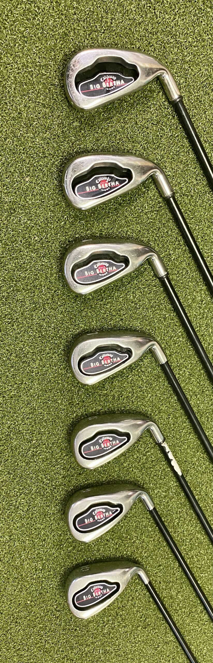 Fer 4 Callaway Big Bertha 2004 – Graphite RCH 75i Regular – Main Droite