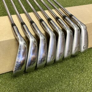 Used Right Handed Wilson Staff Di11 Irons 4-PW/GW Uniflex Steel Golf Club Set