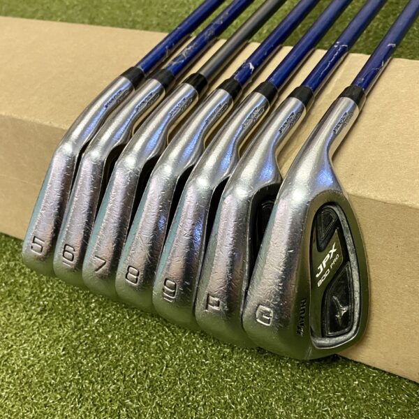 Mizuno JPX 800 Pro Forged Irons 5-PW/GW Project X 5.0 Regular Graphite Golf Set