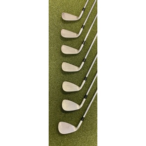 Right Handed Titleist AP1 Irons 4-PW R300 Regular Flex Steel Golf Club Set