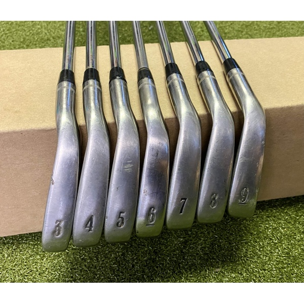 Right Handed Ben Hogan BH-5 Irons 3-9 Apex 3 Regular Flex Steel