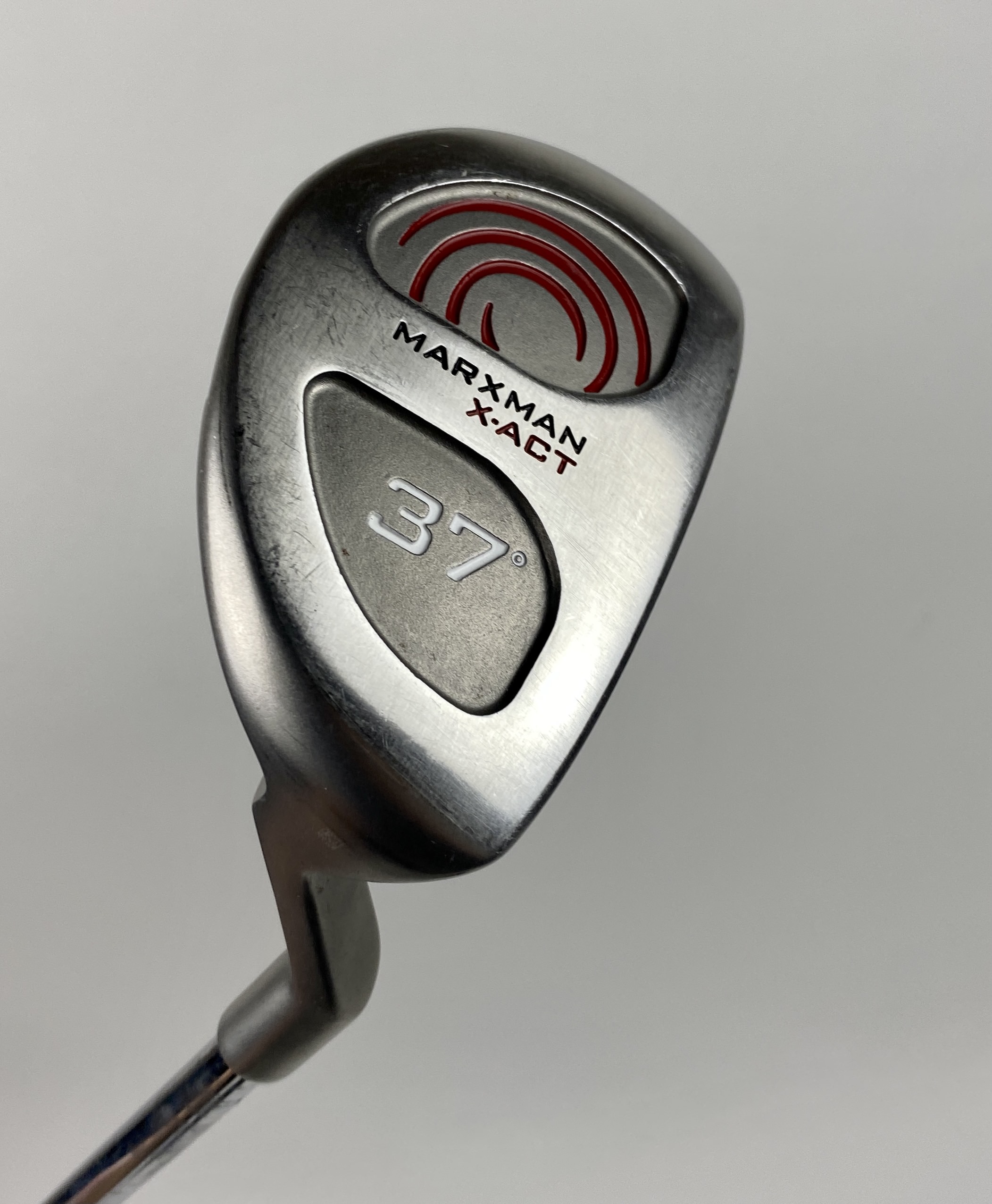 Odyssey Marxman X-Act Chipper 37 degree (Out of Stock