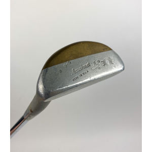 Used Right Handed Acushnet Bullseye ER 5-S 35" Golf Putter