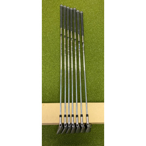 Used Right Handed Callaway RAZR X Irons 4-PW Uniflex Steel Golf Club Set