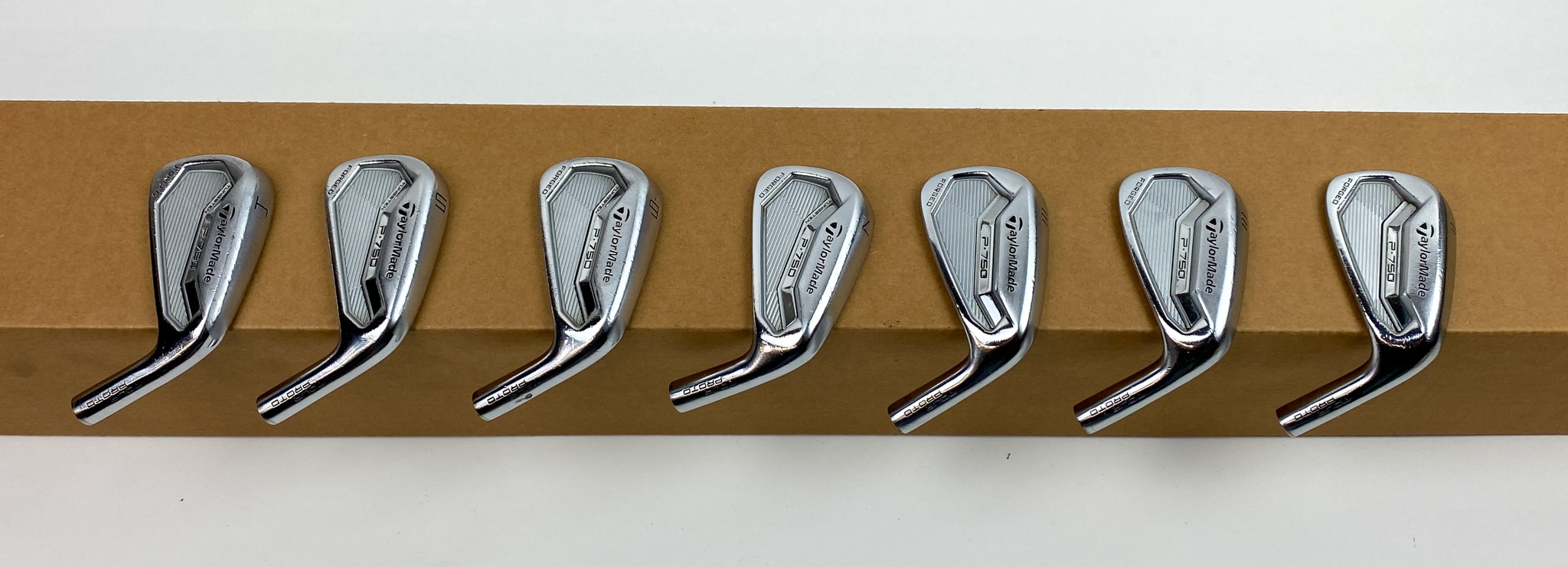 クラブ HONMA TOUR WORLD W-FORGED 4i TW727V IMG_0982.jpg