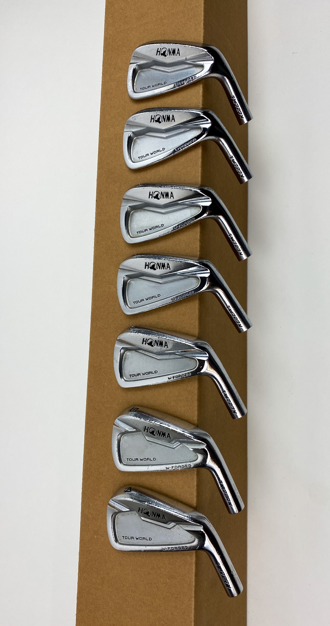 クラブ HONMA TOUR WORLD W-FORGED 4i TW727V IMG_0980.jpg