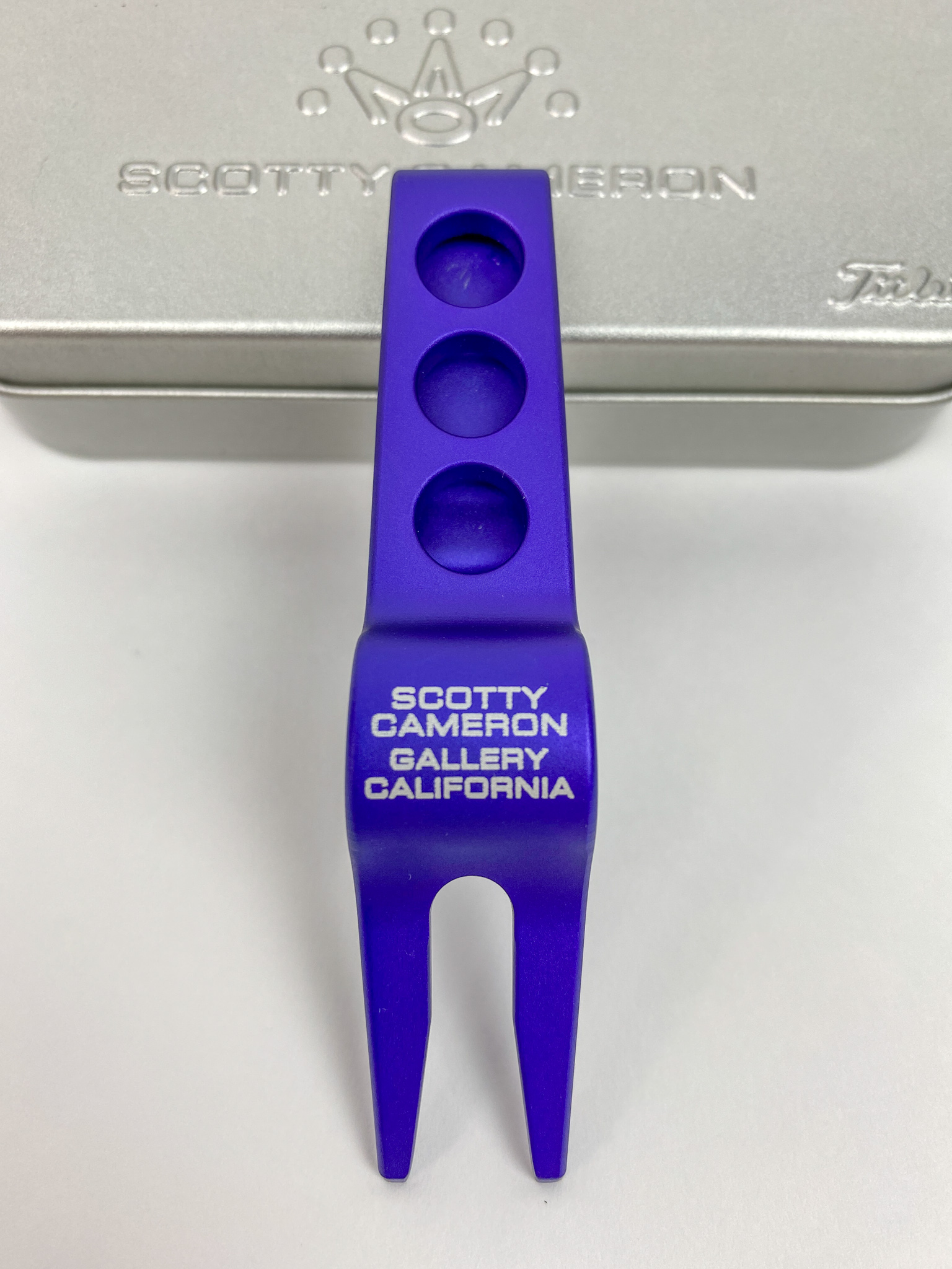 Scotty Cameron Gallery California Misted Purple Pivot Tool with