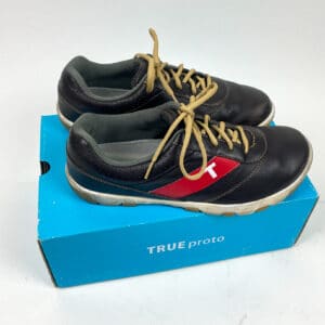 Used True Linkswear True Proto Spikeless Mens Size US 10.5 Leather Golf Shoes