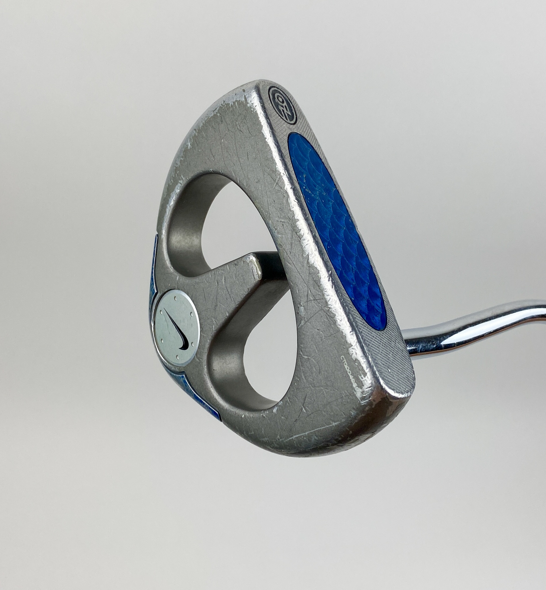 Used Right Handed Nike OZ T100 Blue Chip Mallet 35″ Putter Steel