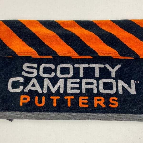 SCOTTY CAMERON studio design タオル Brand New Scotty Cameron Studio Designs Golf Towel Caution