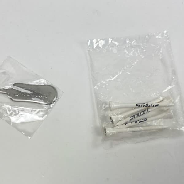 New Rare Team Titleist Single Prong Ball Marker Repair Divot Tool and Tees