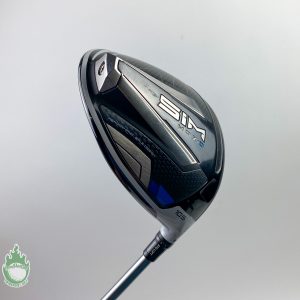 Used RH TaylorMade SIM MAX D Driver 10.5* Helium 5F3 Regular Graphite Golf Club