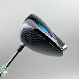 Used RH TaylorMade SIM MAX D Driver 10.5* Helium 5F3 Regular Graphite Golf Club