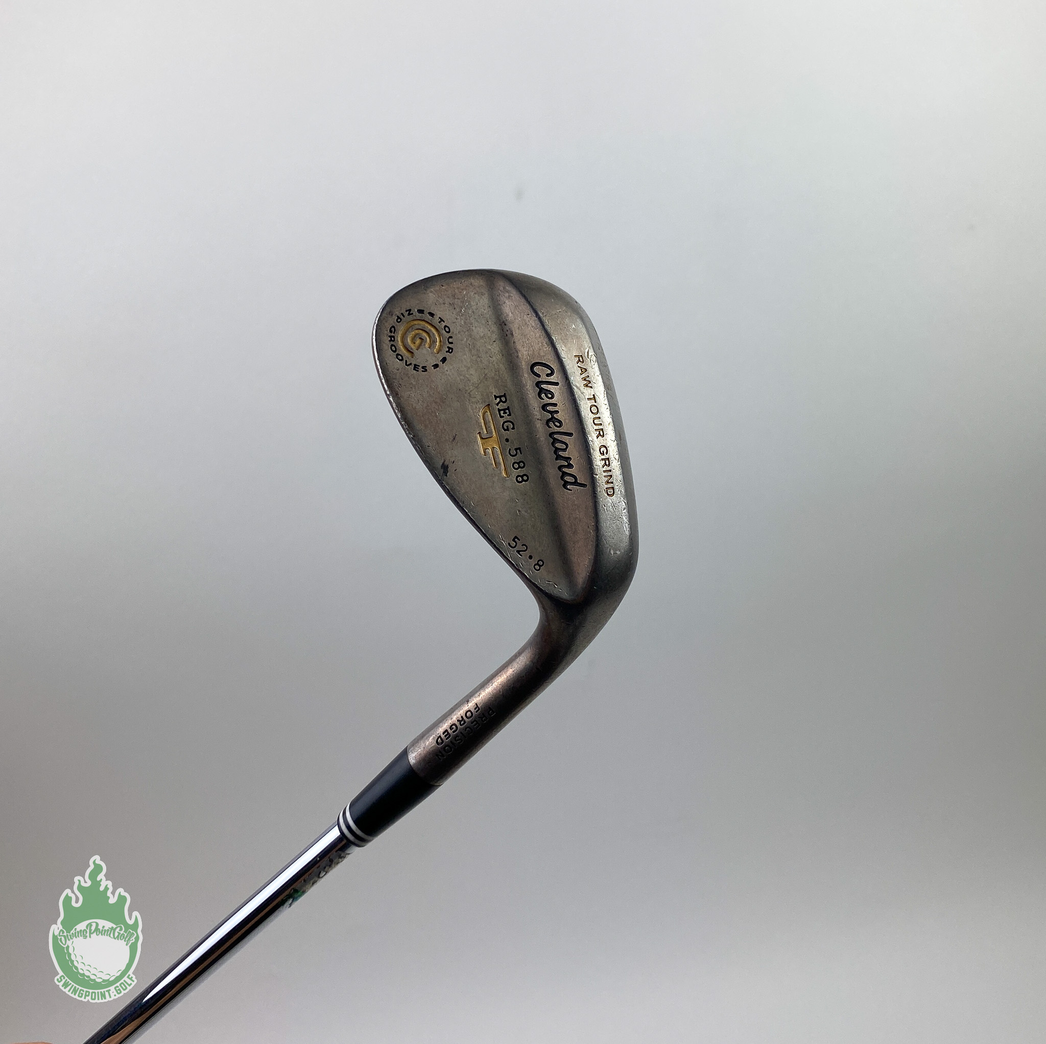 Used Cleveland Reg.588 Precision Forged 52°-8 Tour Zip Grooves