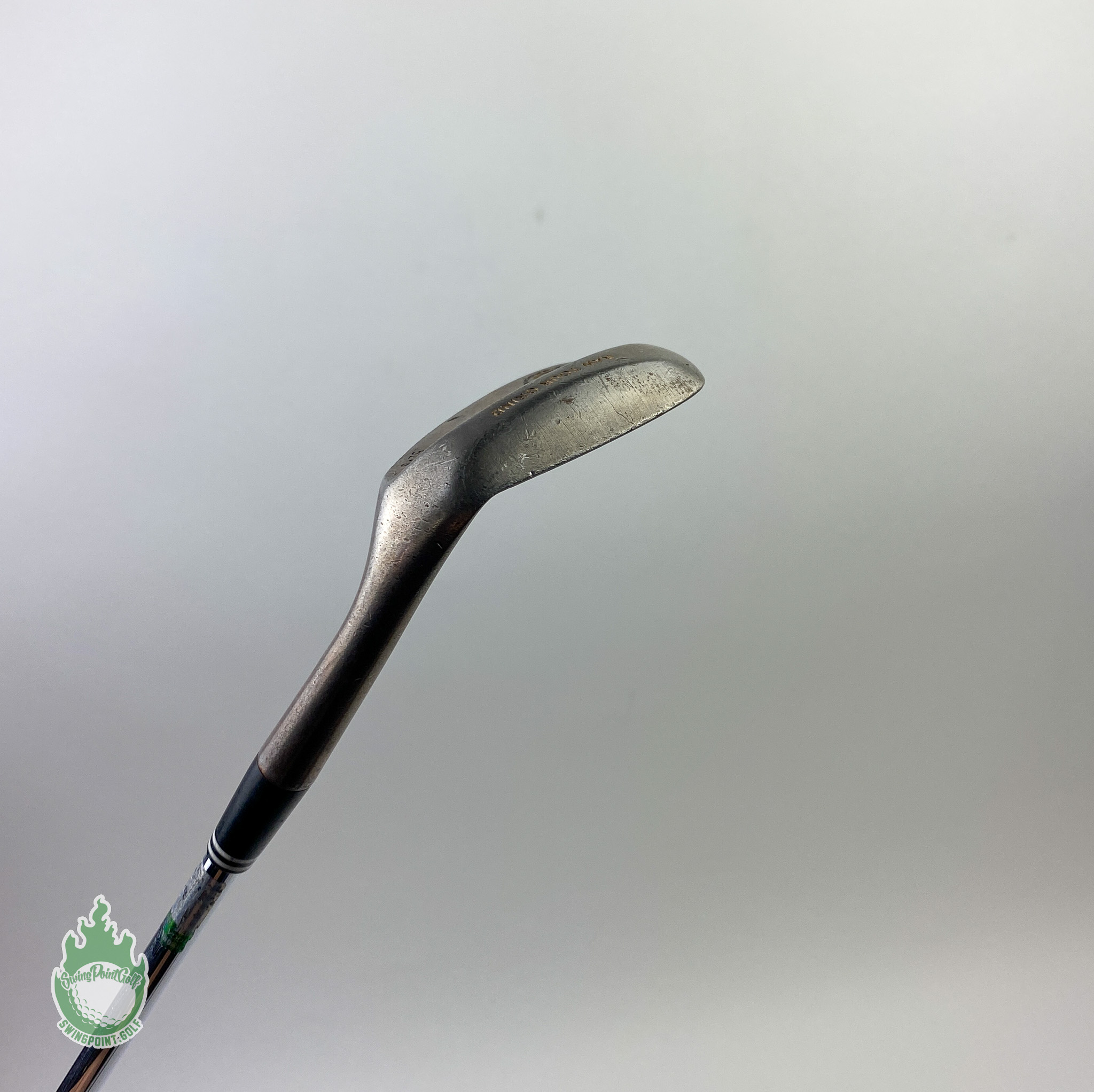 Used Cleveland Reg.588 Precision Forged 52°-8 Tour Zip