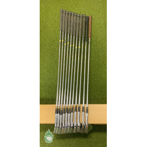 Wilson Staff Dyna-Powered Fluid Feel Irons 2-PW/TDW/SW Regular Steel Golf Set
