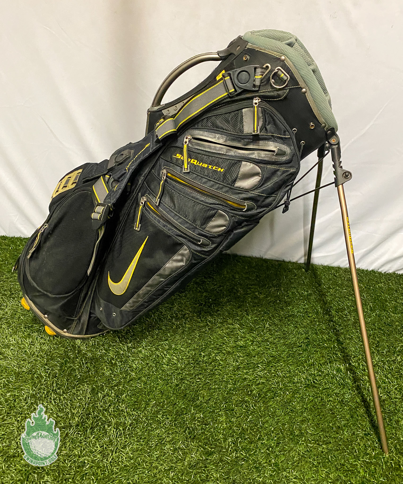 Nike sasquatch shops golf bag