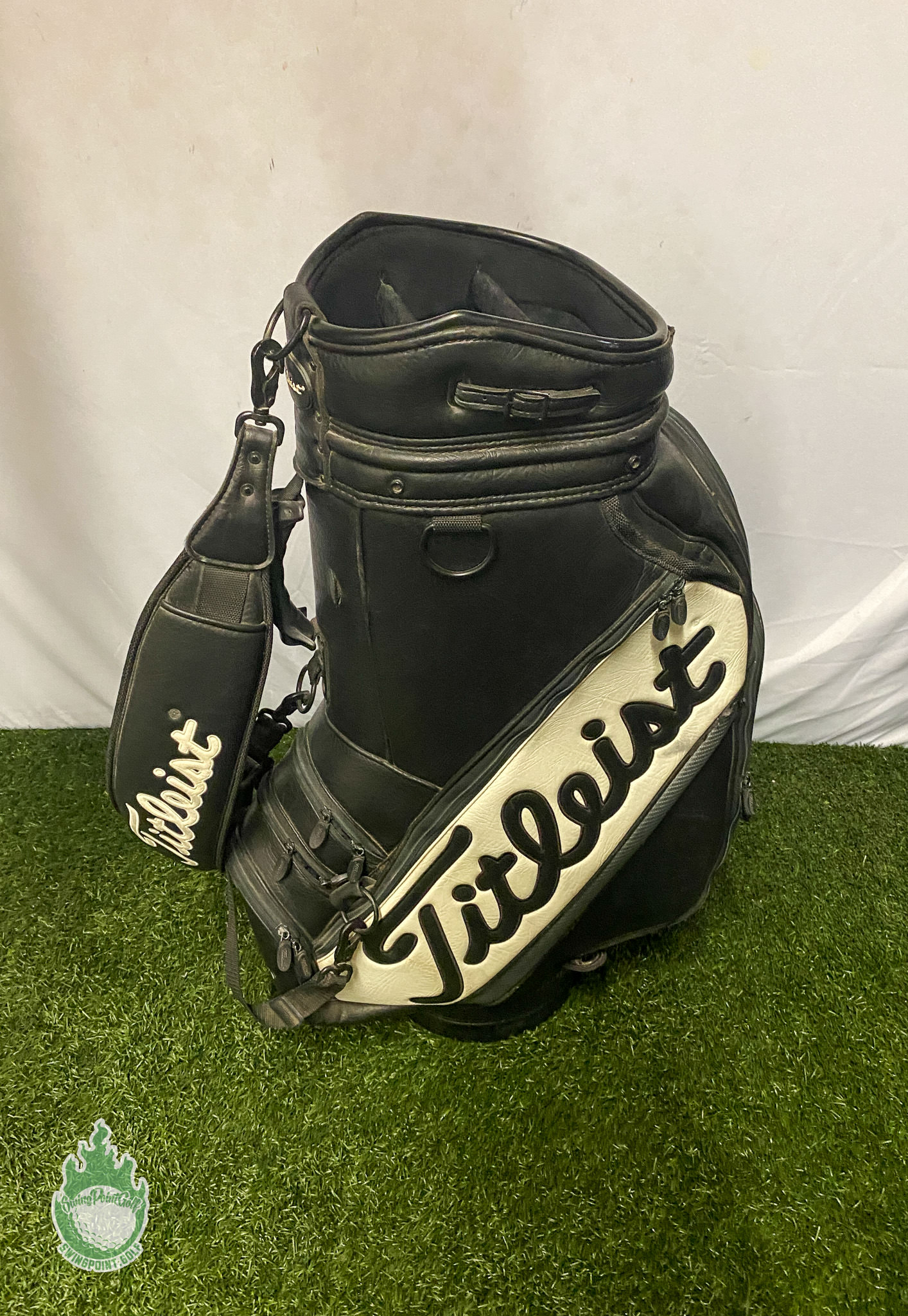 Vintage Titleist Black and White Vinyl Cart Staff 2024 Golf Bag