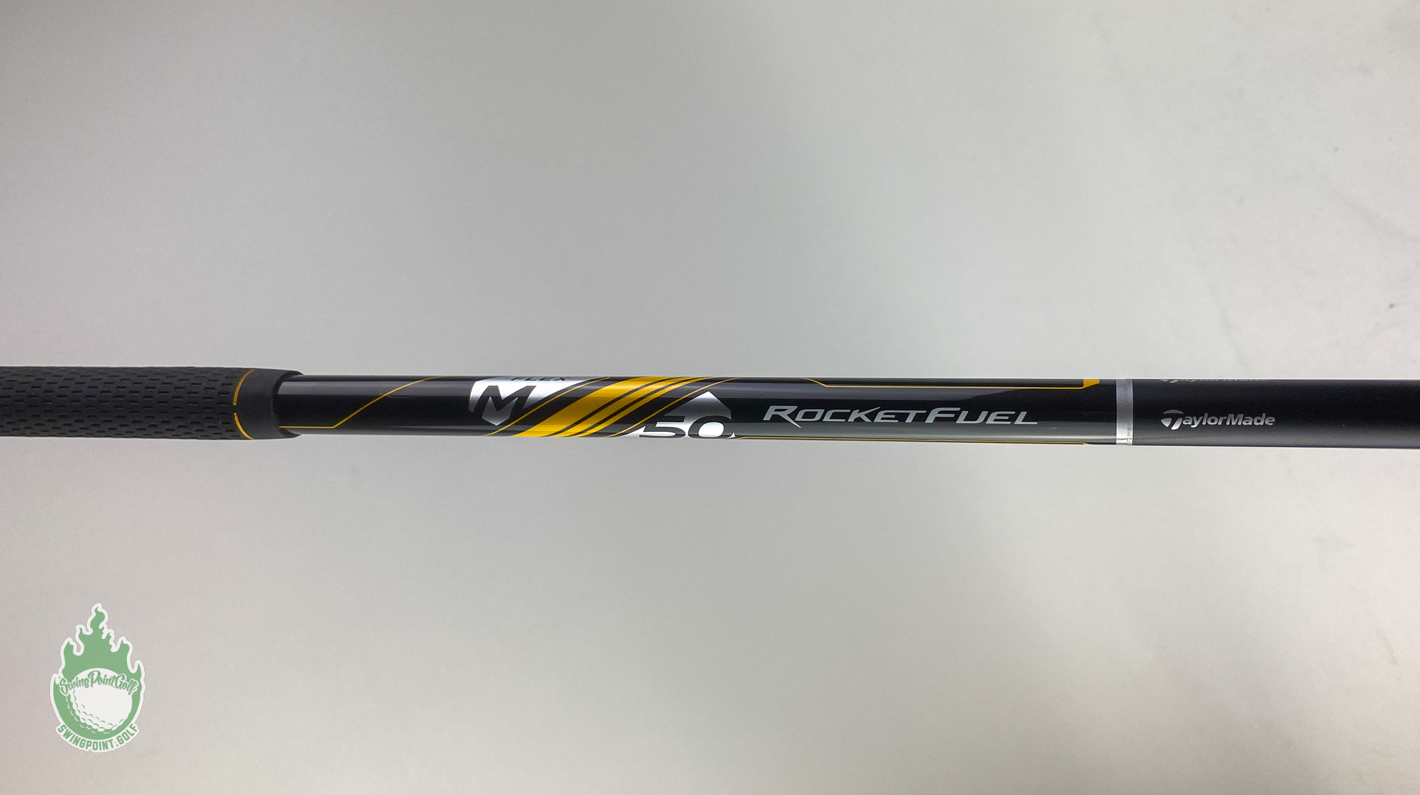 Eje TaylorMade Fujikura Rocket Fuel 50X Para Maderas - Con Adaptador Y Grip - Grafito De Calidad