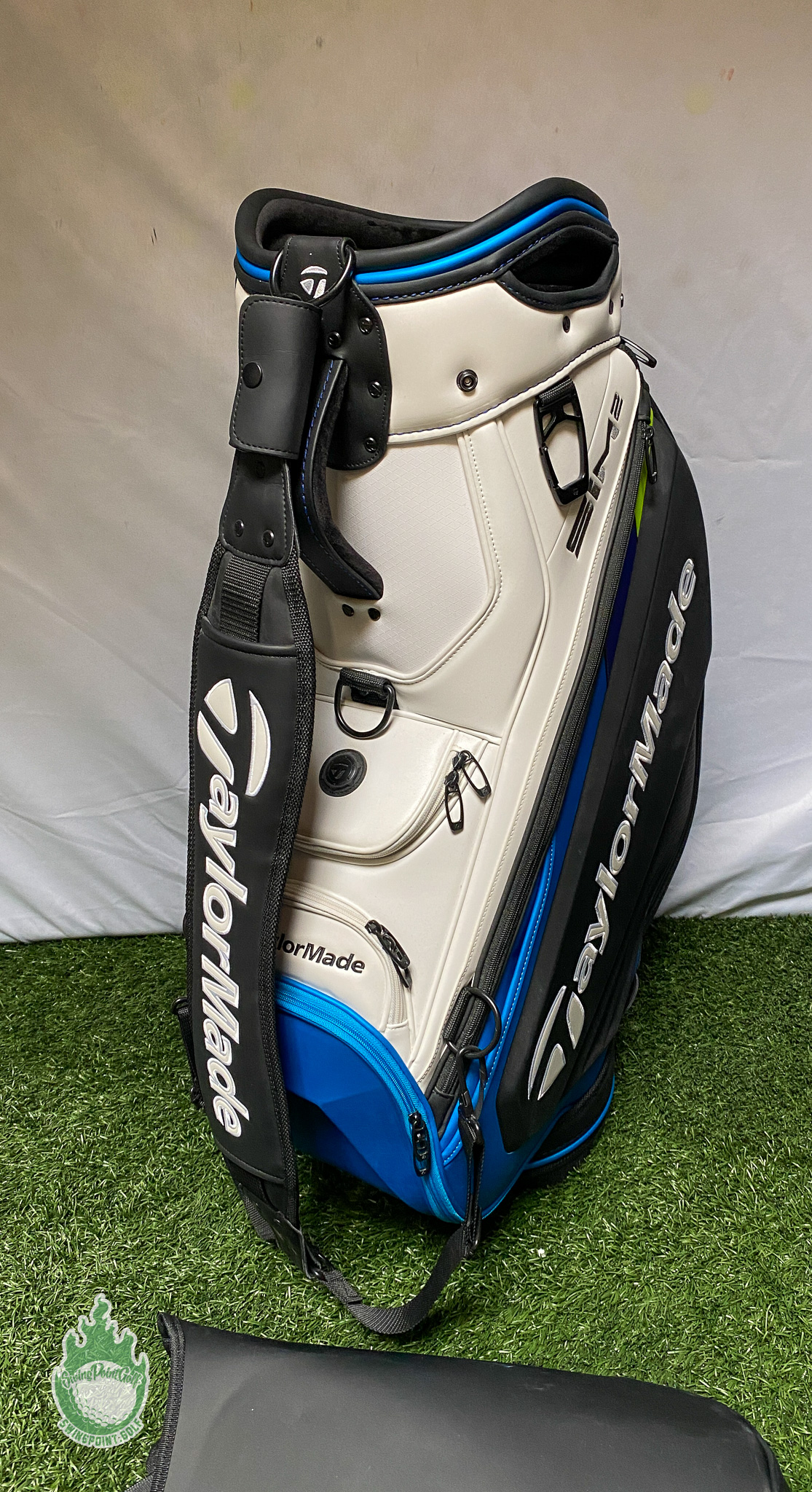 New Without Tags TaylorMade Sim 2 Black Golf Staff Bag