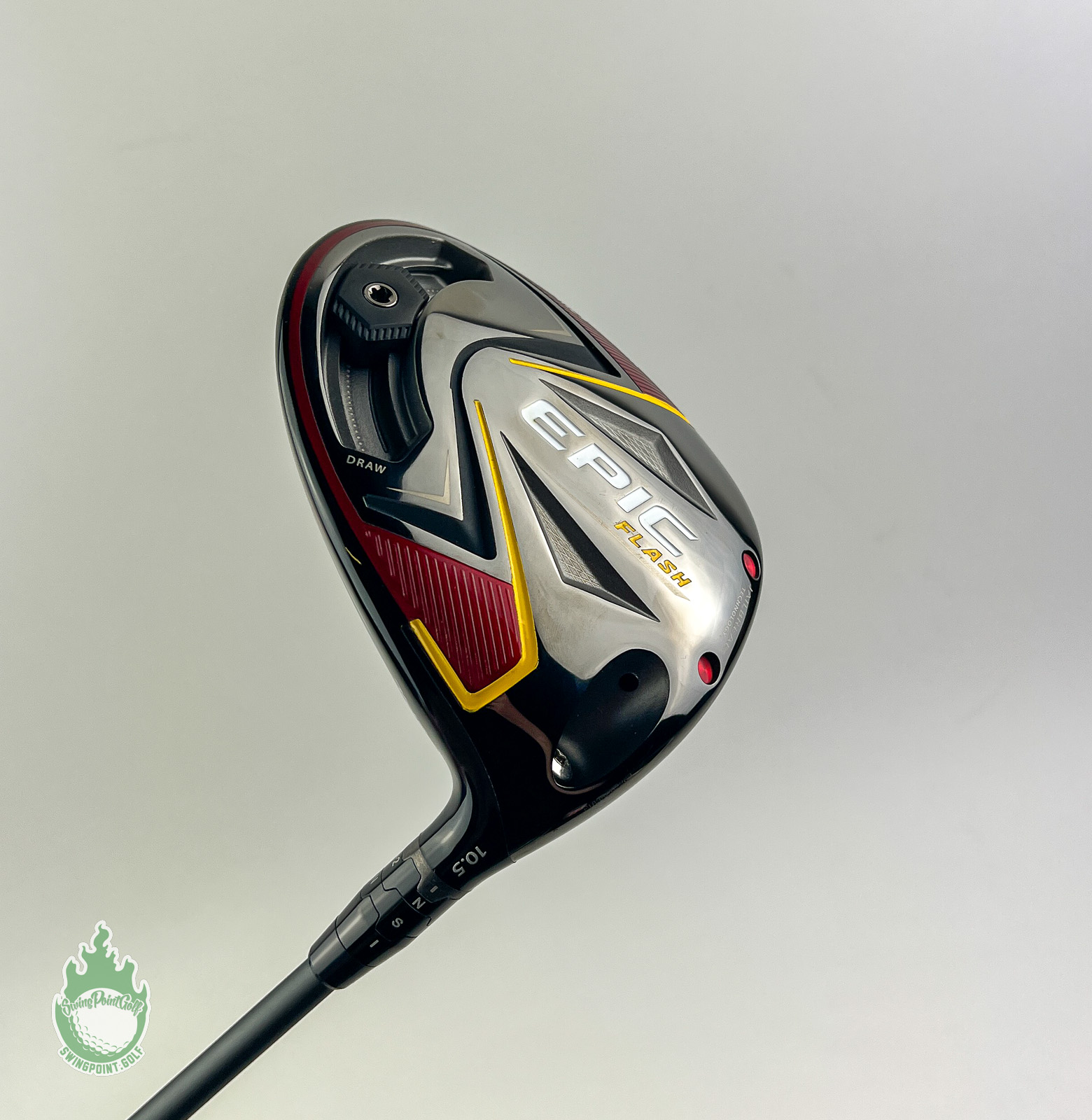 New Callaway EPIC Flash Red Driver 10.5* HZRDUS Smoke 60g Stiff