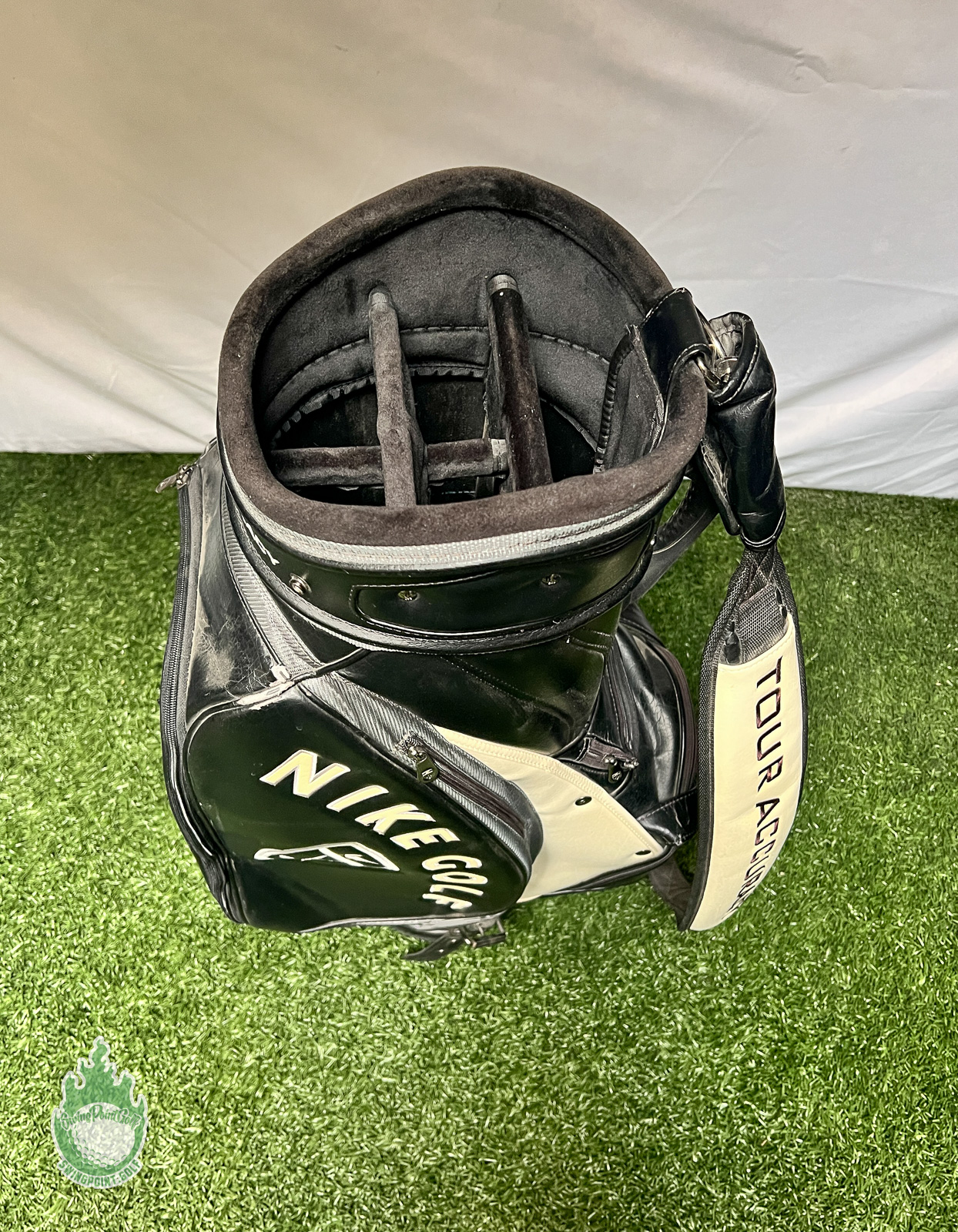 nike tour accuracy golf bag