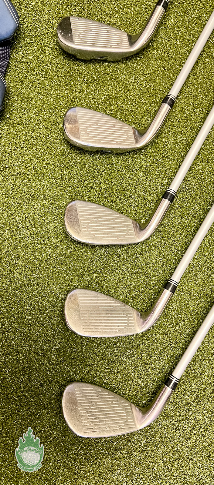 Ensemble de fers combo F-MAX Airspeed 5H, 6H, 7-PW, SW avec tiges en graphite pour femmes | COBRA | Iron Sets | Femmes | Golf Town Limited