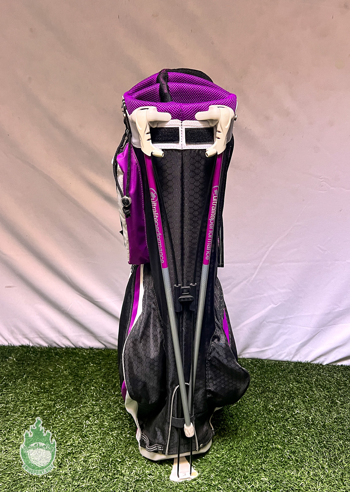 Pre Owned Ogio Golf Ultralite Mystique Woode 8 Way Blackpurple Carry Stand Bag · Swingpoint Golf® 4636