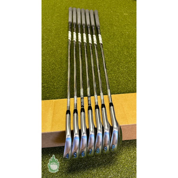 Used Titleist 620 CB/MB Forged Irons 4-PW AMT White S200