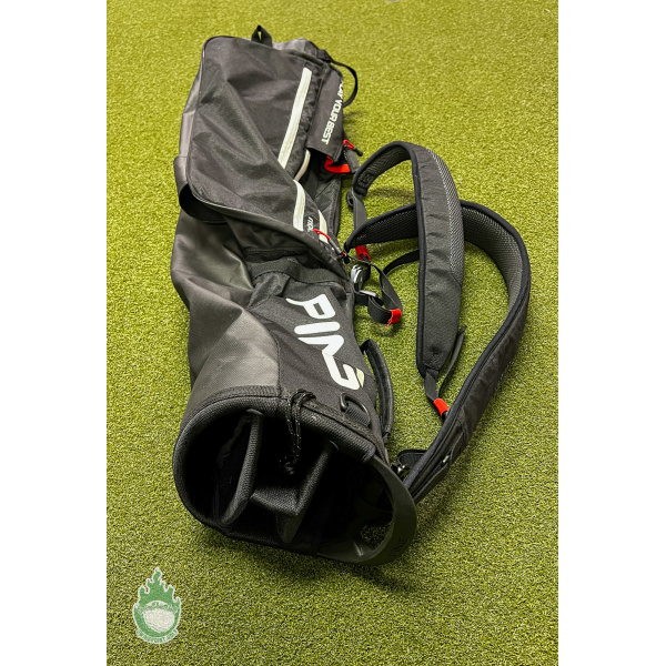 Pre Owned Ping Moonlite Black 4-way Carry Sunday Golf Bag