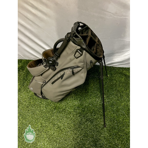 Used Vessel Player 3.0 6-Way Grey Stand Bag Embriodered Used Vessel Player 3.0 6-Way Grey Stand Bag Embriodered