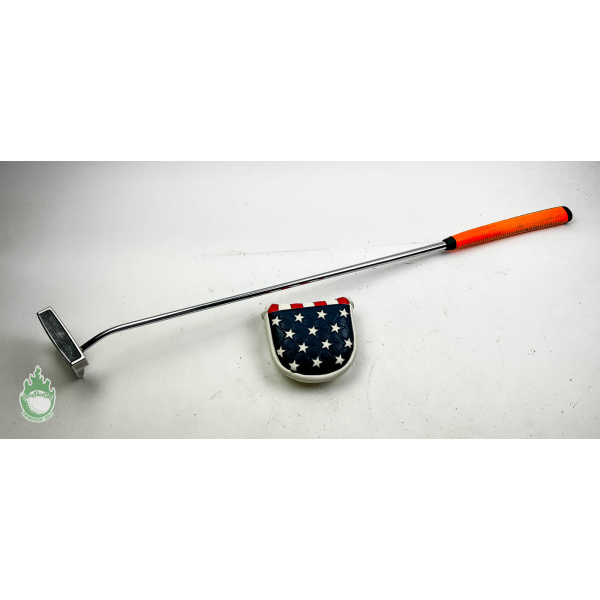 Putter Titleist Scotty Cameron Futura 34 Pouces - Droitier - Tige Acier - Poignée Rouge - Avec Housse - Occasion