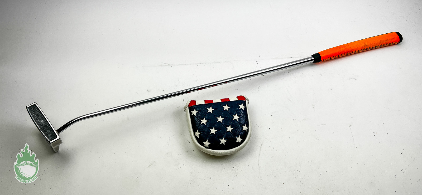 Putter Titleist Scotty Cameron Futura 34 Pouces - Droitier, Tige Acier, Poignée Rouge, Avec étui