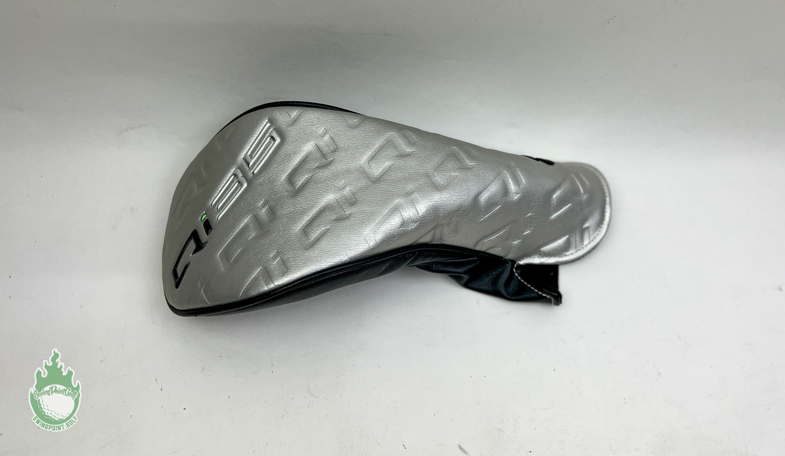 New TaylorMade Qi35 Driver Headcover