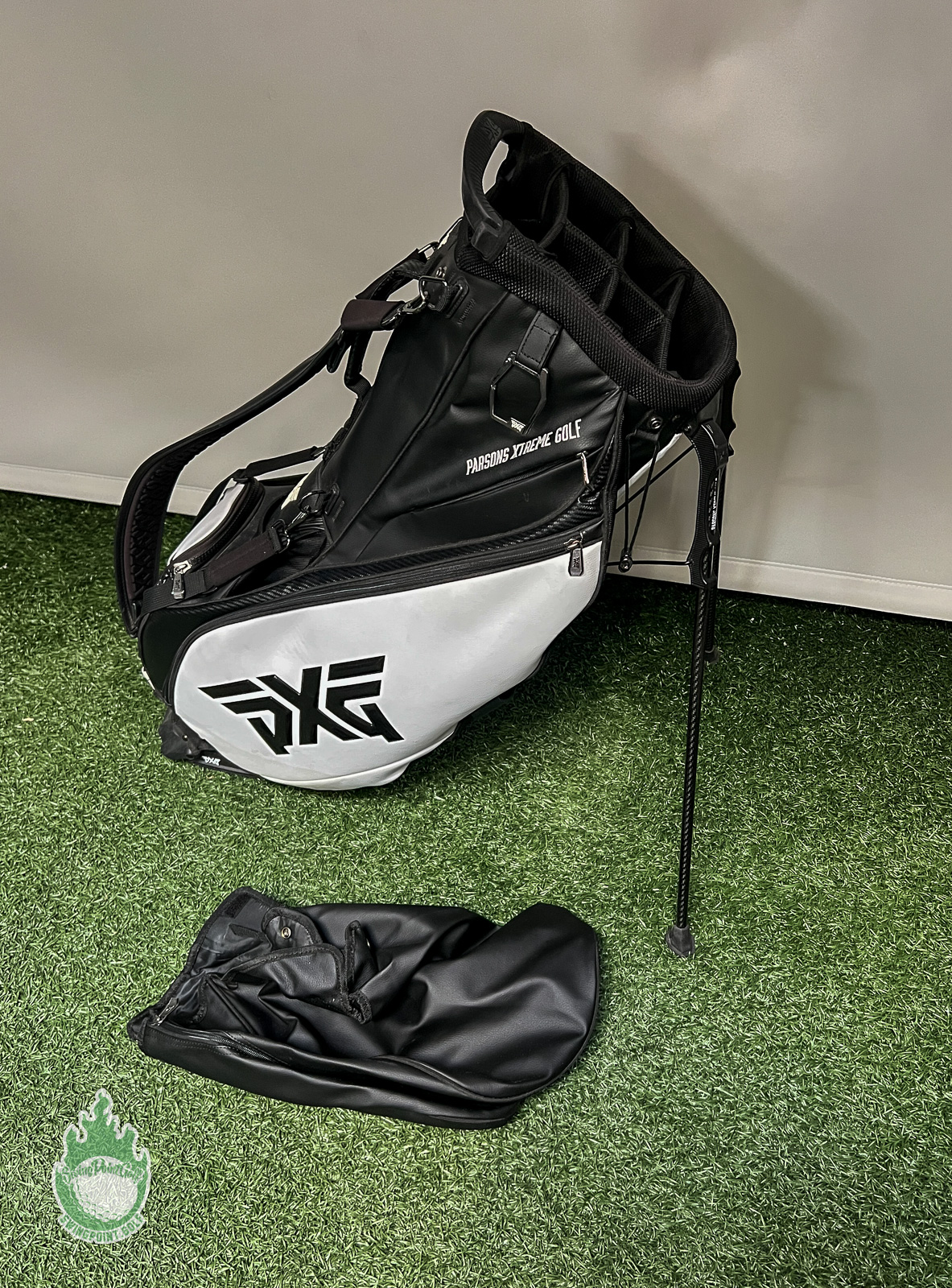 Used PXG Golf Hybrid Stand Bag Black/White 6-Way Parsons