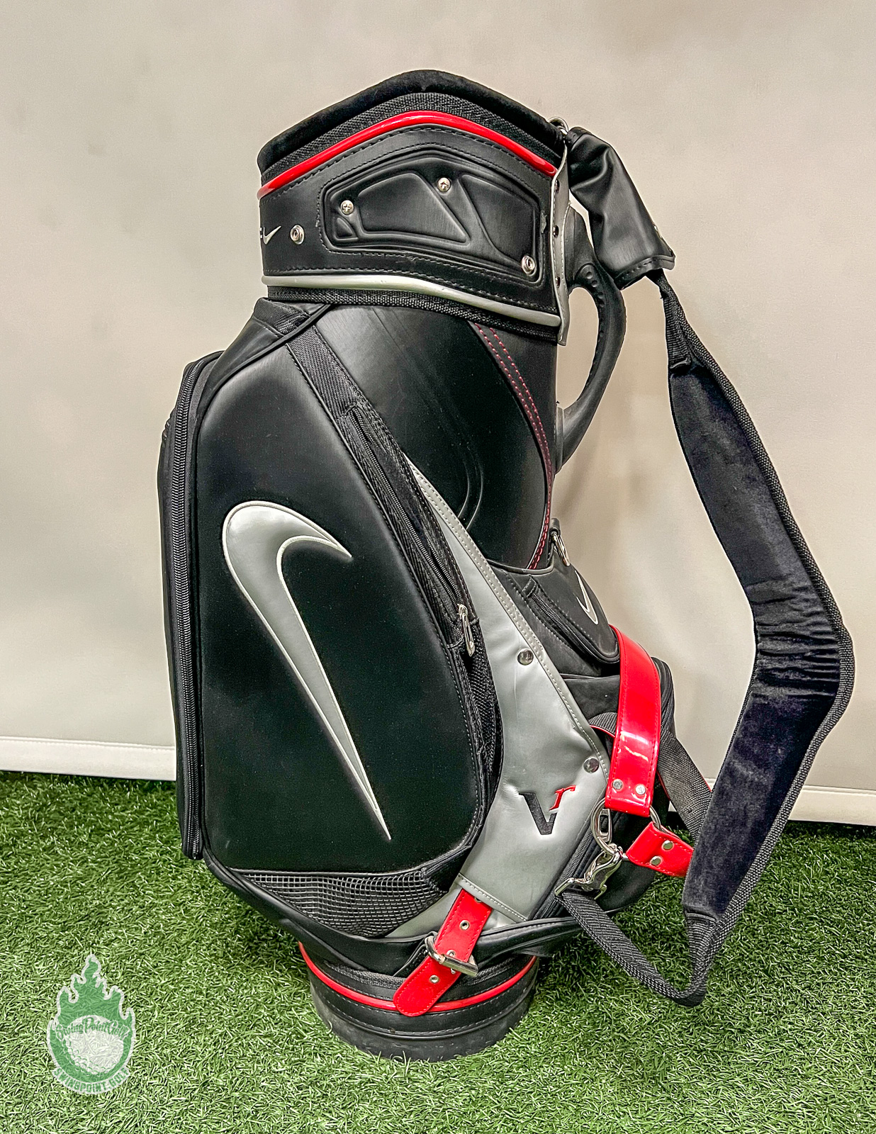 Red/Black Nike VR Golf Staff Bag with Strap Embroidered Gerry