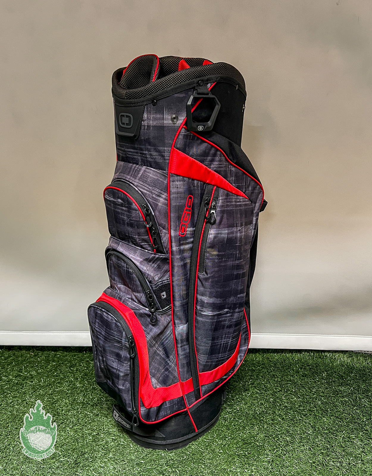 Used Ogio Black/Red 15-Way Carry/Cart Bag Rainhood Not Included