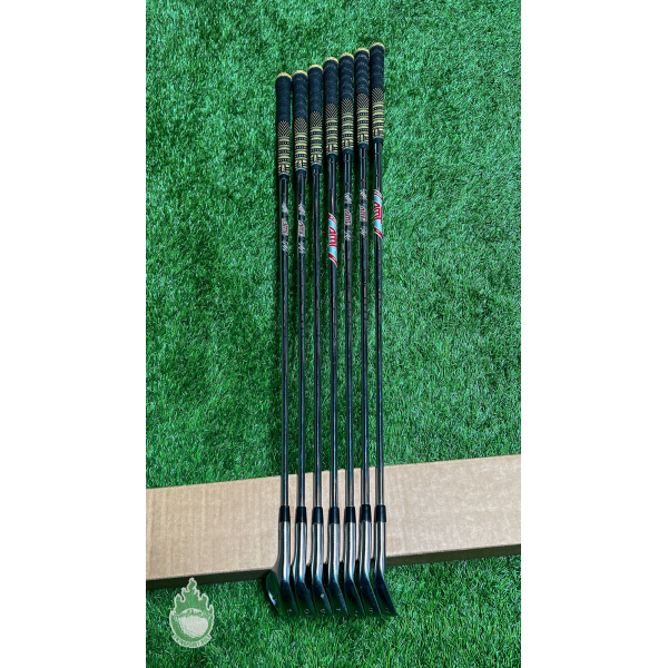 Used LH Titleist 620 CB Forged Irons 4-PW AMT Red R300 Regular