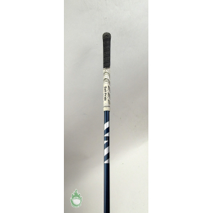 Black and white Golf Pride grip on a dark blue Ventus graphite golf shaft with white diagonal stripes.