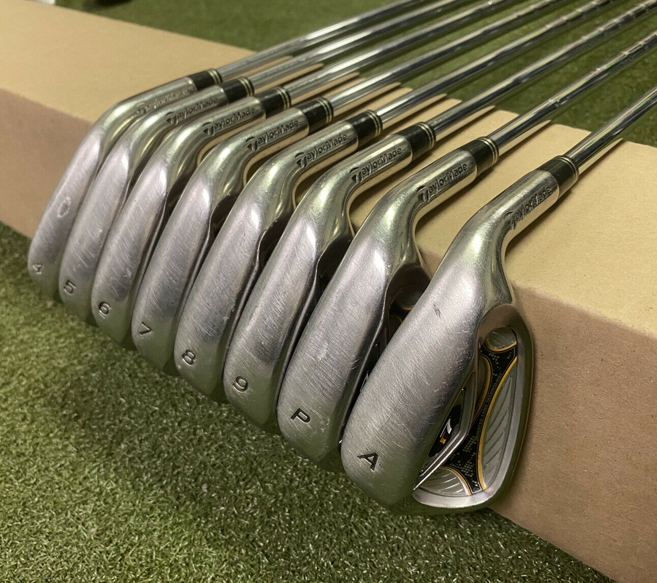 Used Right Handed TaylorMade r7 Irons 4-PW/AW 95g Stiff Flex Steel  display picture 1