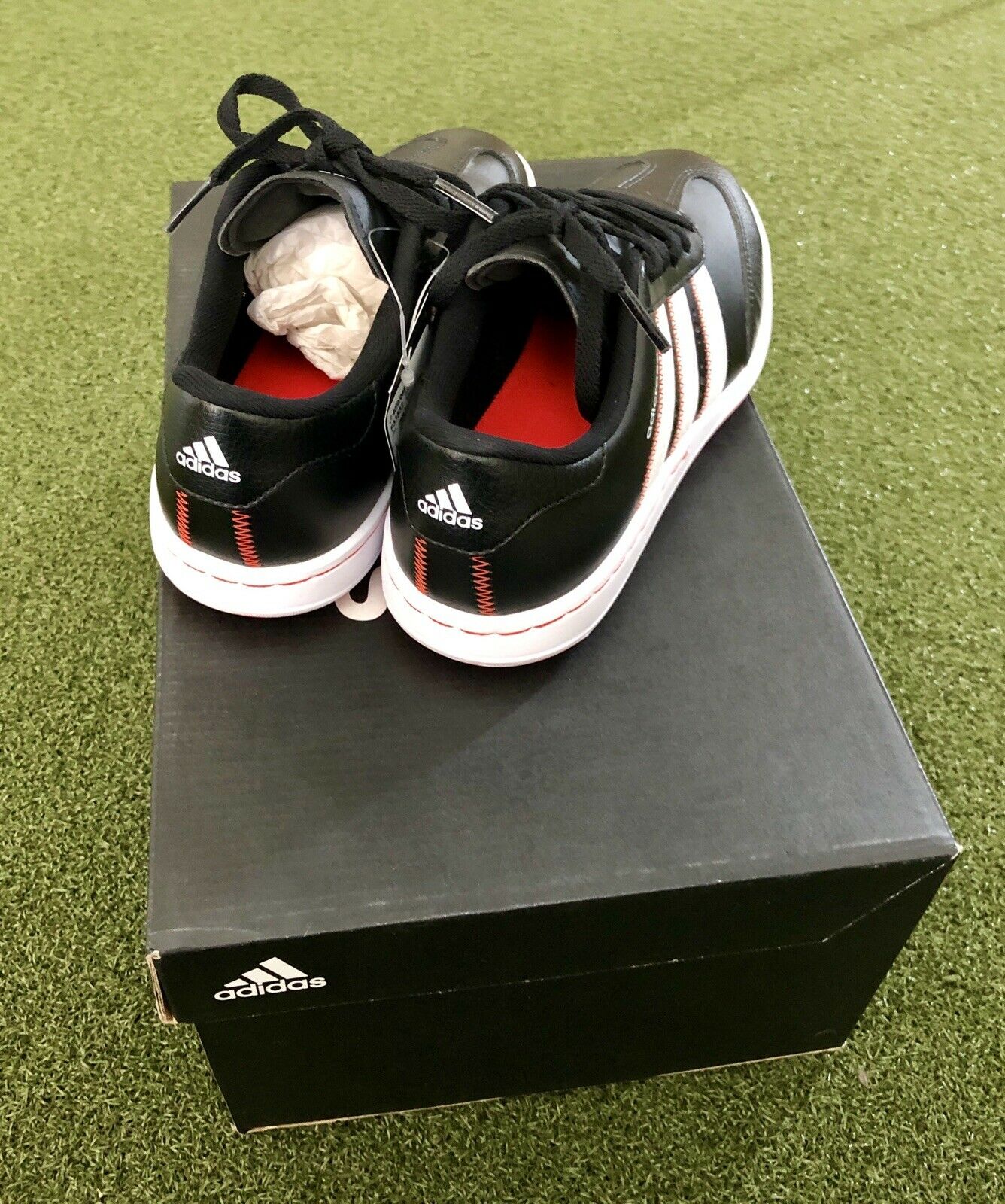 adidas gazelle silver green womens adidas Forum 84 Low 'White Vivid Red'