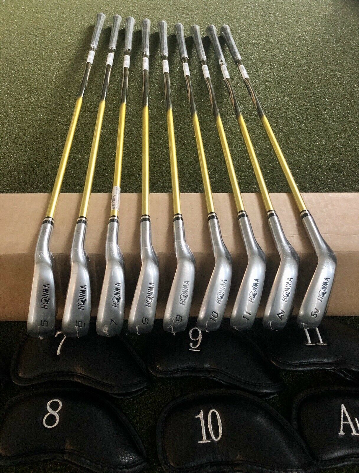 【星3】HONMA BERES IS-03 5番 アイアン 高級 FLEX:S New Honma Beres IS-03 Art Keisho Series 3 Star 5-11/AW/SW 9